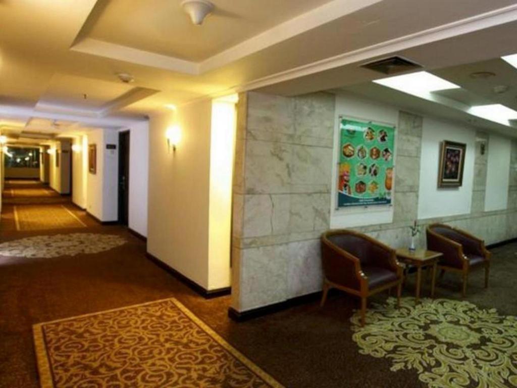Grand Cempaka Business Hotel Dżakarta Zewnętrze zdjęcie